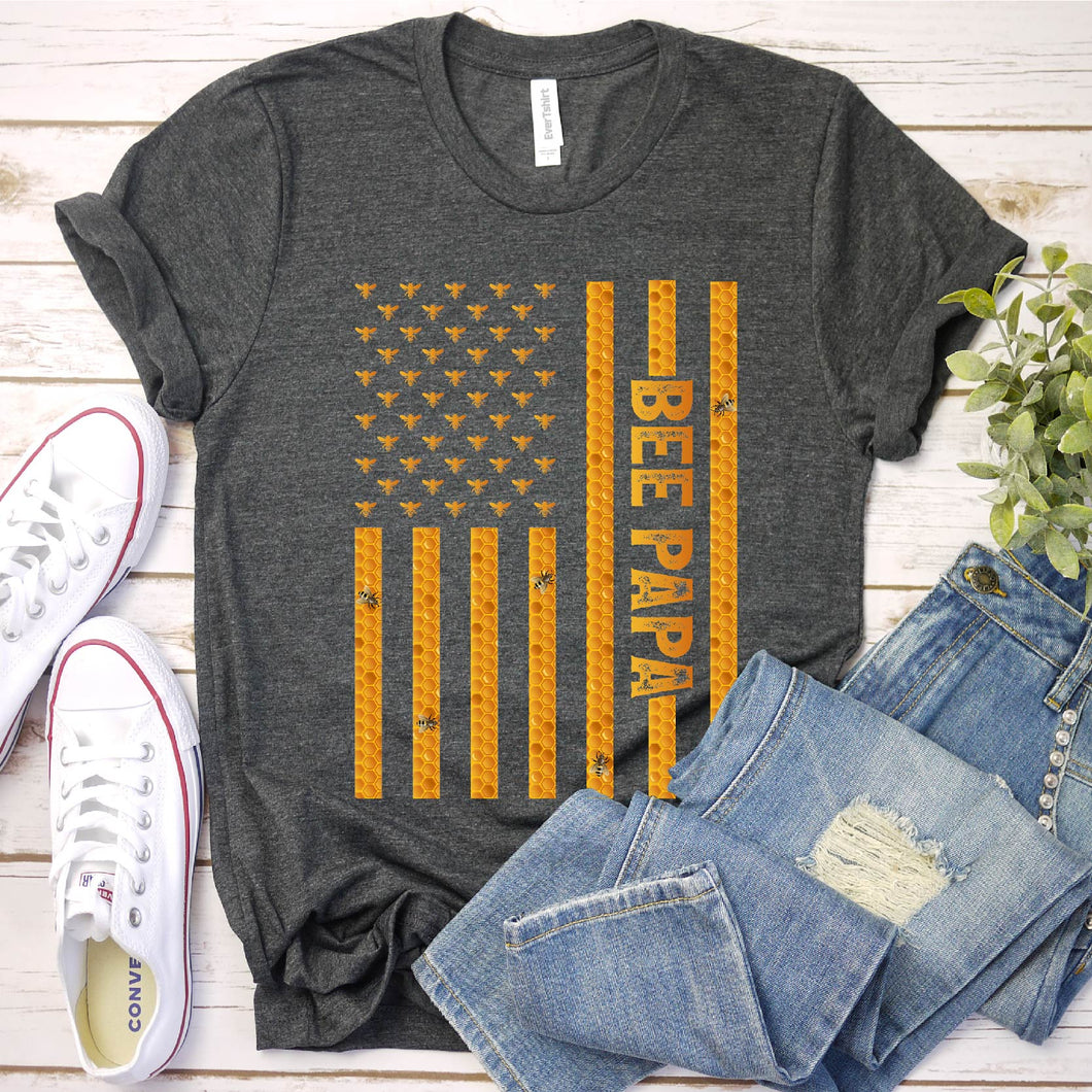 Mens Funny Vintage Bee American Flag Bee Papa Father's Day T-Shirt