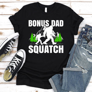 Bigfoot Lover Retro Style Bonus Dad Squatch Bigfoot Father's Day T-shirt