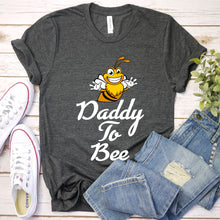 Load image into Gallery viewer, Men&#39;s Dad to Be Gift Soon to be Daddy for New Fathers Day T-Shirt
