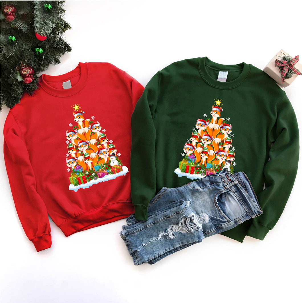 Fox Animal Christmas Tree Fox Xmas T-Shirt for Men Women Girls Kids