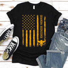 Load image into Gallery viewer, Men&#39;s Vintage American Flag Grandpa Beekeeper Fathers Day T-Shirt
