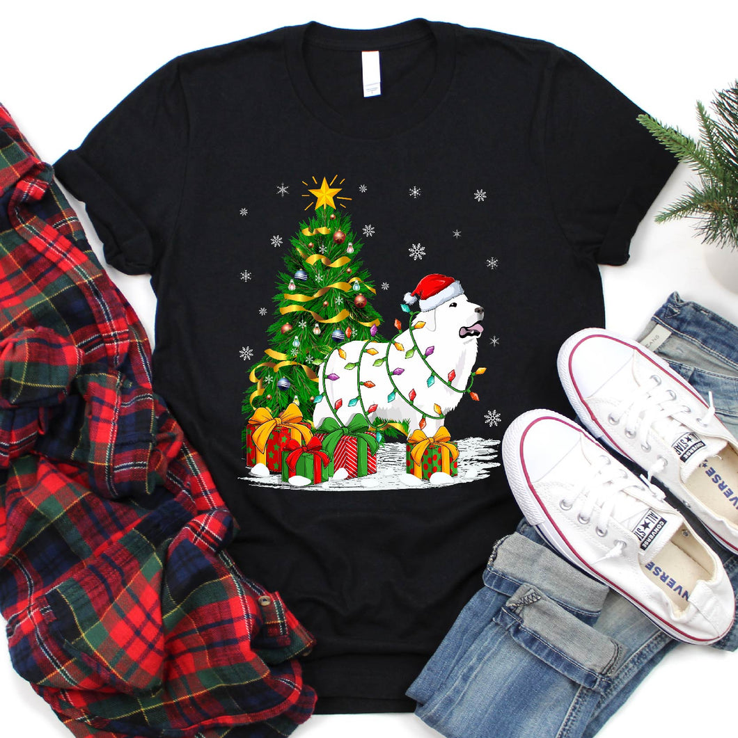 Great Pyrenees Xmas Lighting Santa Hat Great Pyrenees Christmas Tree T-Shirt