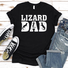 Load image into Gallery viewer, Lizard Lover Funny Lizard Dad Fathers Day T-shirt
