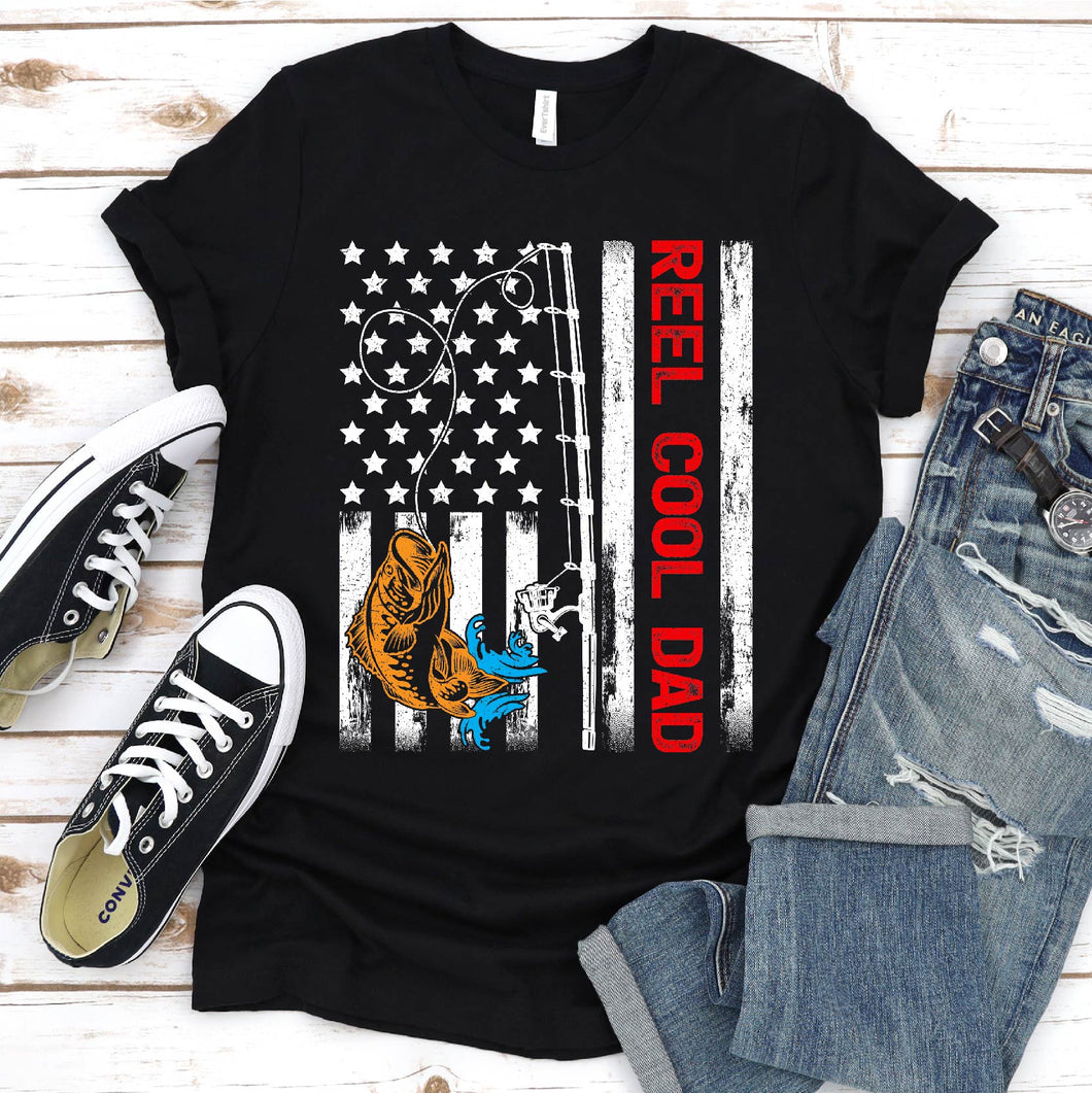 Reel Cool Dad Usa Flag Fishing Dad Fathers Day T-shirt