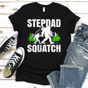 Bigfoot Lover Retro Style Stepdad Squatch Bigfoot Father's Day T-shirt