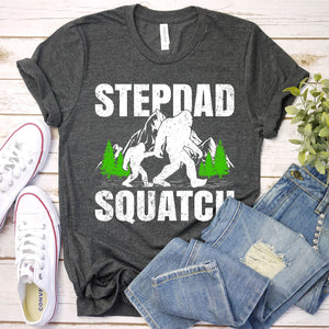 Bigfoot Lover Retro Style Stepdad Squatch Bigfoot Father's Day T-shirt