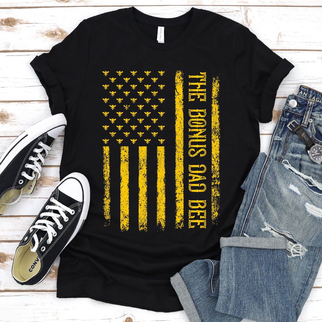 Mens Vintage Bee American Flag The Daddy Bee Father's Day T-Shirt